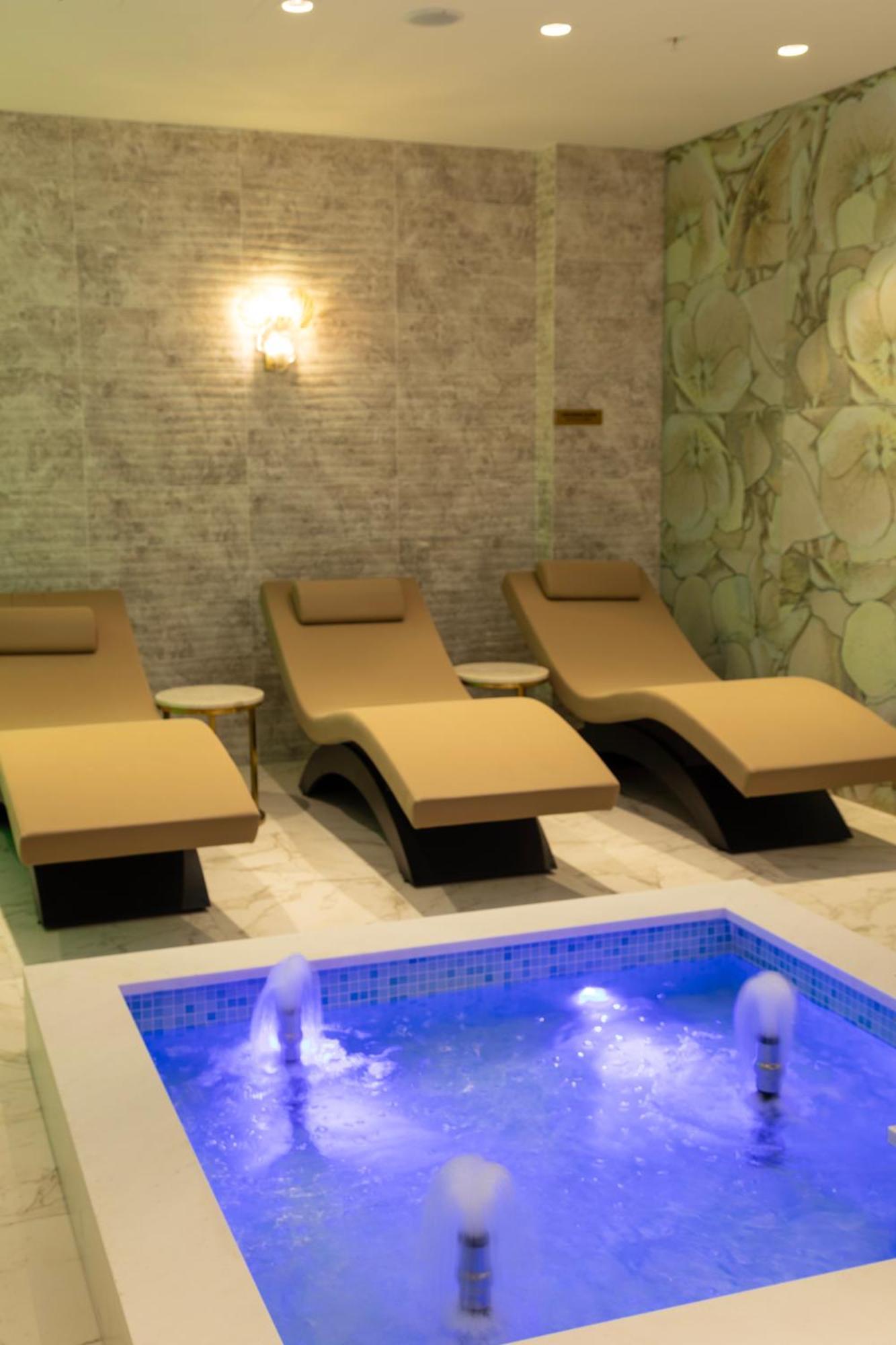 Hallmark Hotel & Spa Стамбул Экстерьер фото